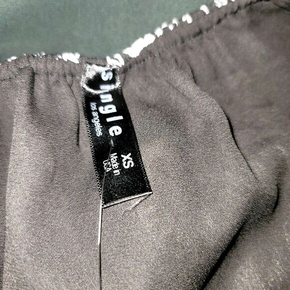 Single Dressy Two Tone Snake Skin Jumper Size Small - Picture 5 of 7